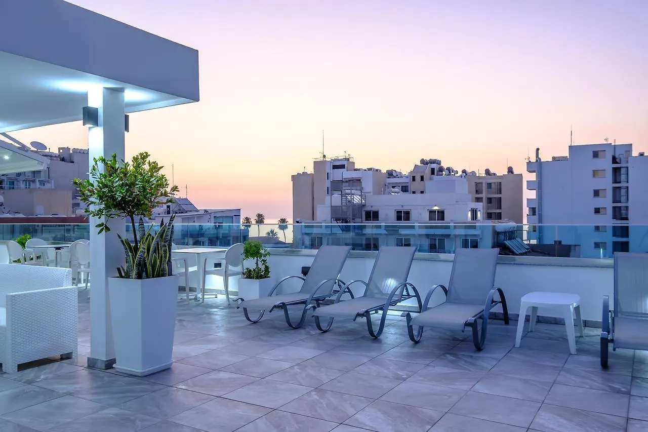 לרנקה Art & Wine Boutique Hotel 3*,